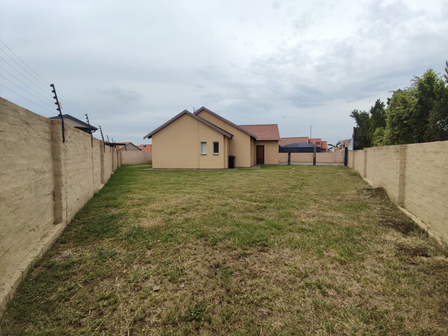 3 Bedroom Property for Sale in Waterkloof Hill Estate North West